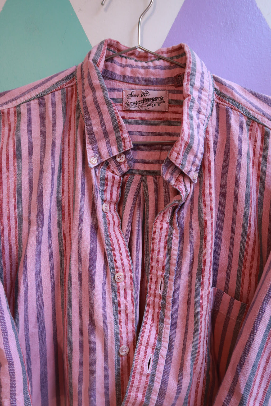 Elektra Vintage men's pink striped button-up shirt, casual men's top with a classic collar and long sleeves, laid flat.