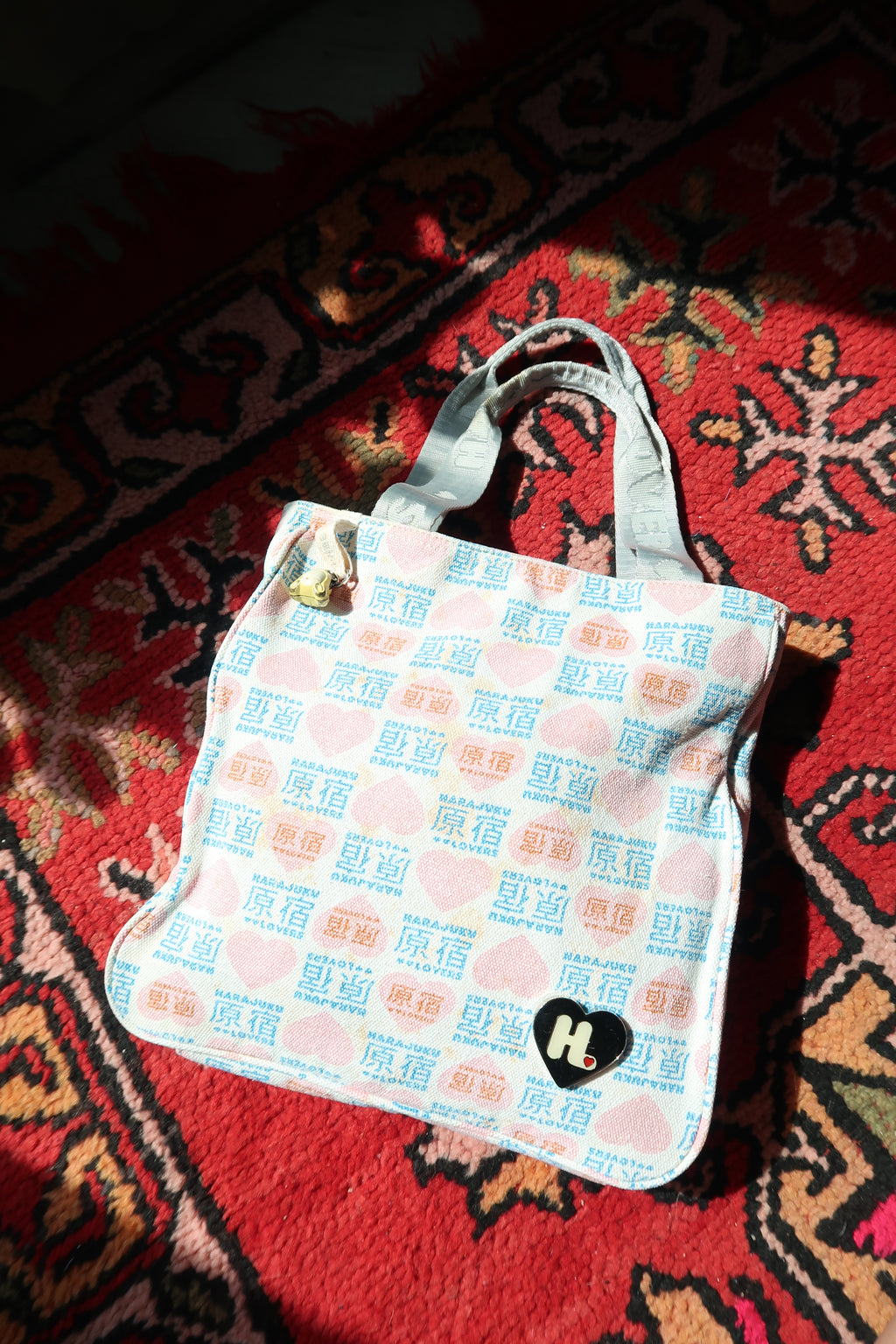 Harajuku Lovers Vintage Tote Bag – Pastel Print with Heart Patch & Charm