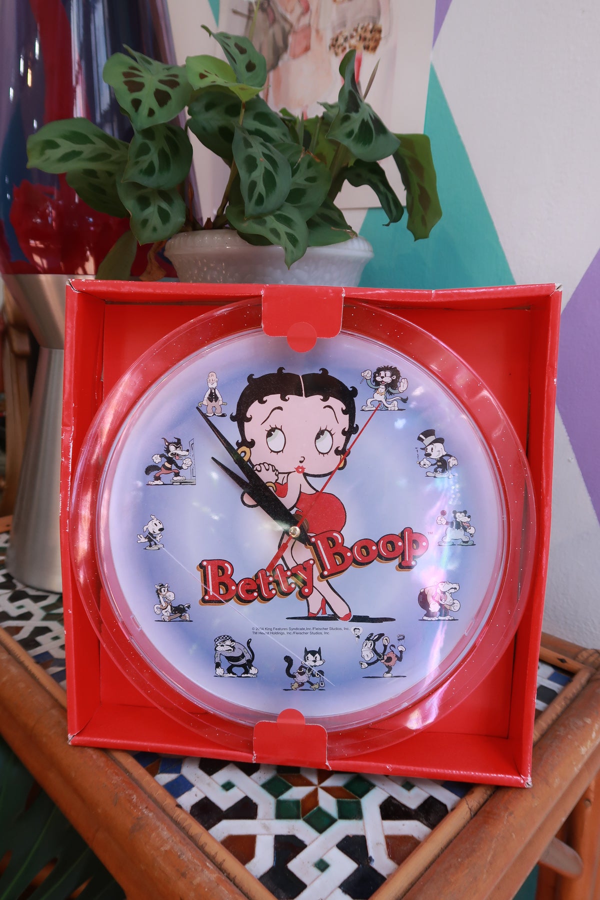 Vintage Betty Boop wall clock by Elektra Vintage in original box, featuring a classic cartoon character design.
