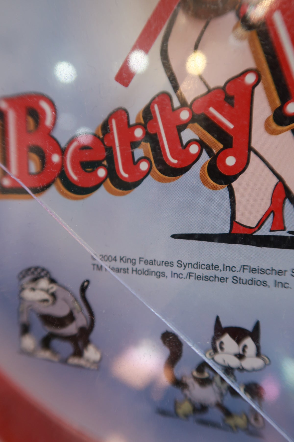 Vintage Betty Boop wall clock by Elektra Vintage, featuring classic cartoon character design in original packaging.