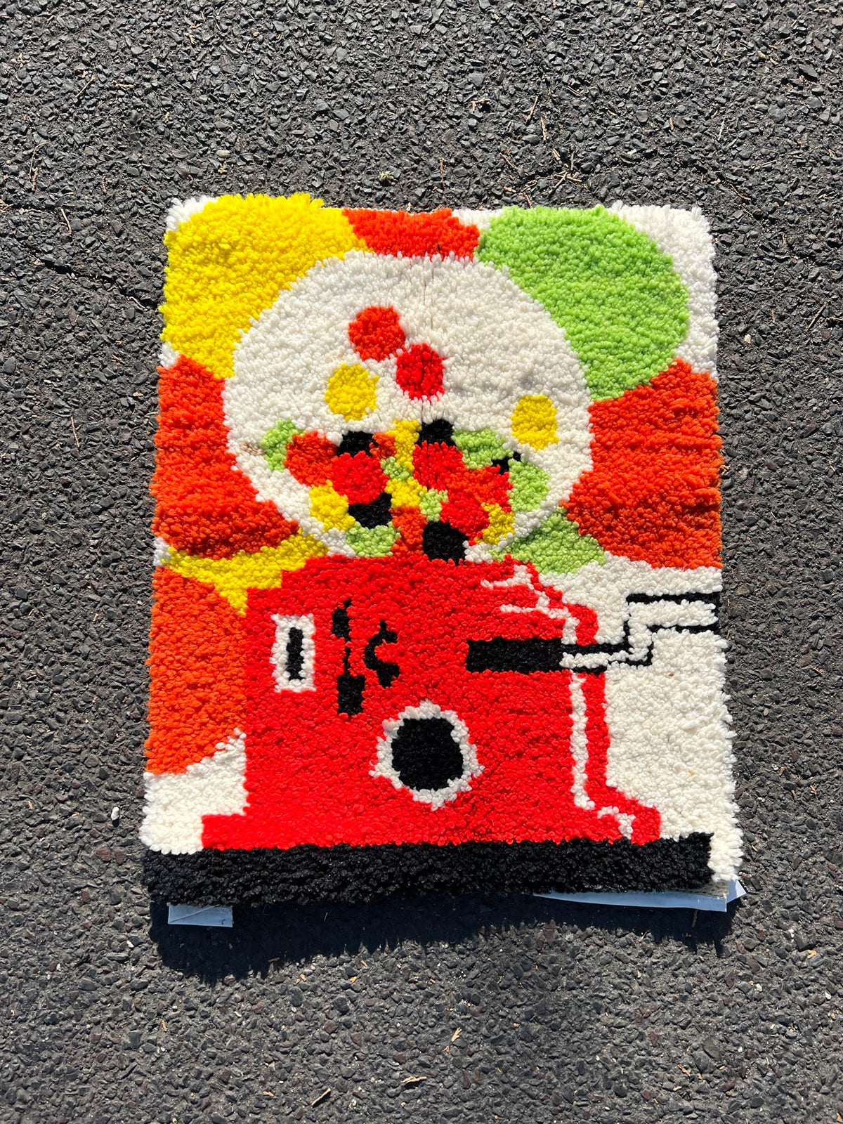 70s Vintage Bubblegum Machine Latch Hook Rug - Elektra Vintage