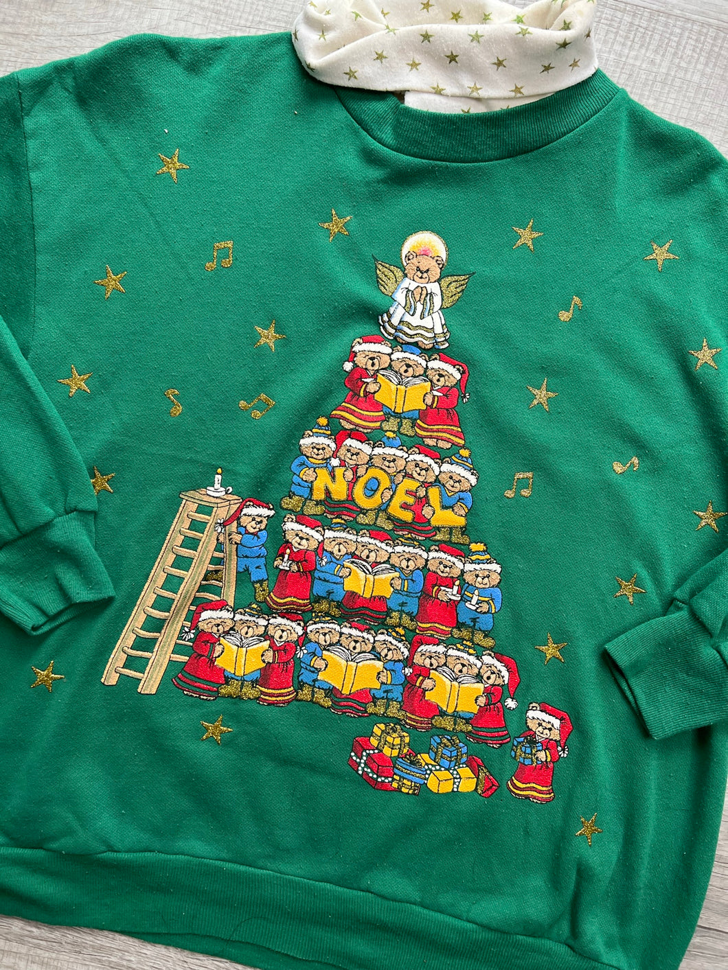 Vintage Noel Bear Choir Graphic Mockneck Sweatshirt