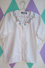 Load image into Gallery viewer, Vintage Embroidered Floral Collar Blouse
