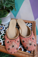 Load image into Gallery viewer, Vintage Floral Embroidered Heeled Mule Slides
