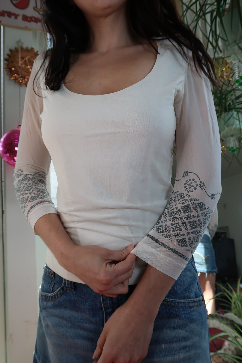 Y2K White Mesh Sleeve Top – Scoop Neck Blouse with Grey Patterned Cuffs
