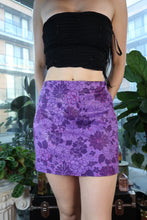 Load image into Gallery viewer, Vintage Y2K Express Purple Floral Mini Skirt
