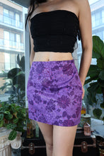 Load image into Gallery viewer, Vintage Y2K Express Purple Floral Mini Skirt
