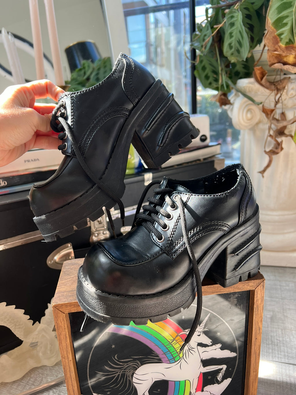 Vintage 90s black platform lace-up oxfords by Bakers, chunky deadstock shoes with a retro style and leather finish.
