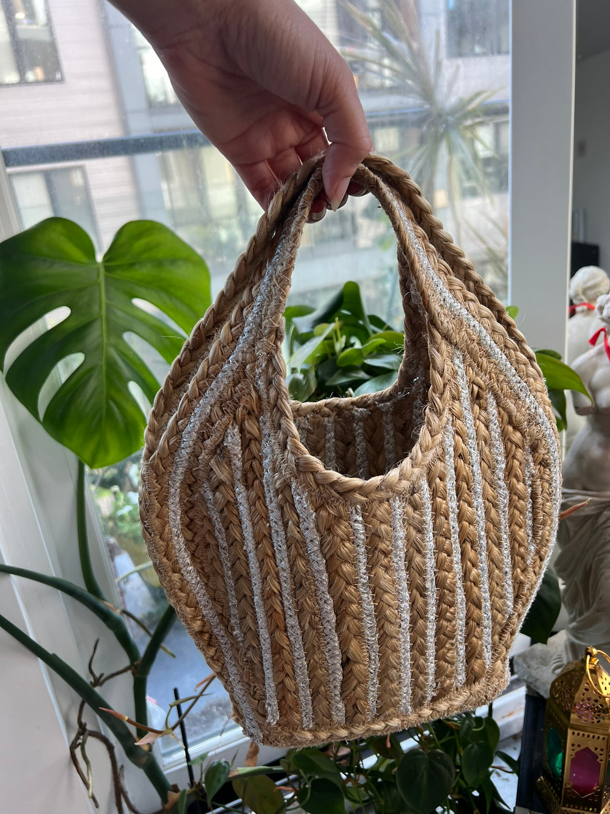 Jute petite stripe tote bag by Elektra Vintage with woven texture and casual design, perfect for everyday carry.