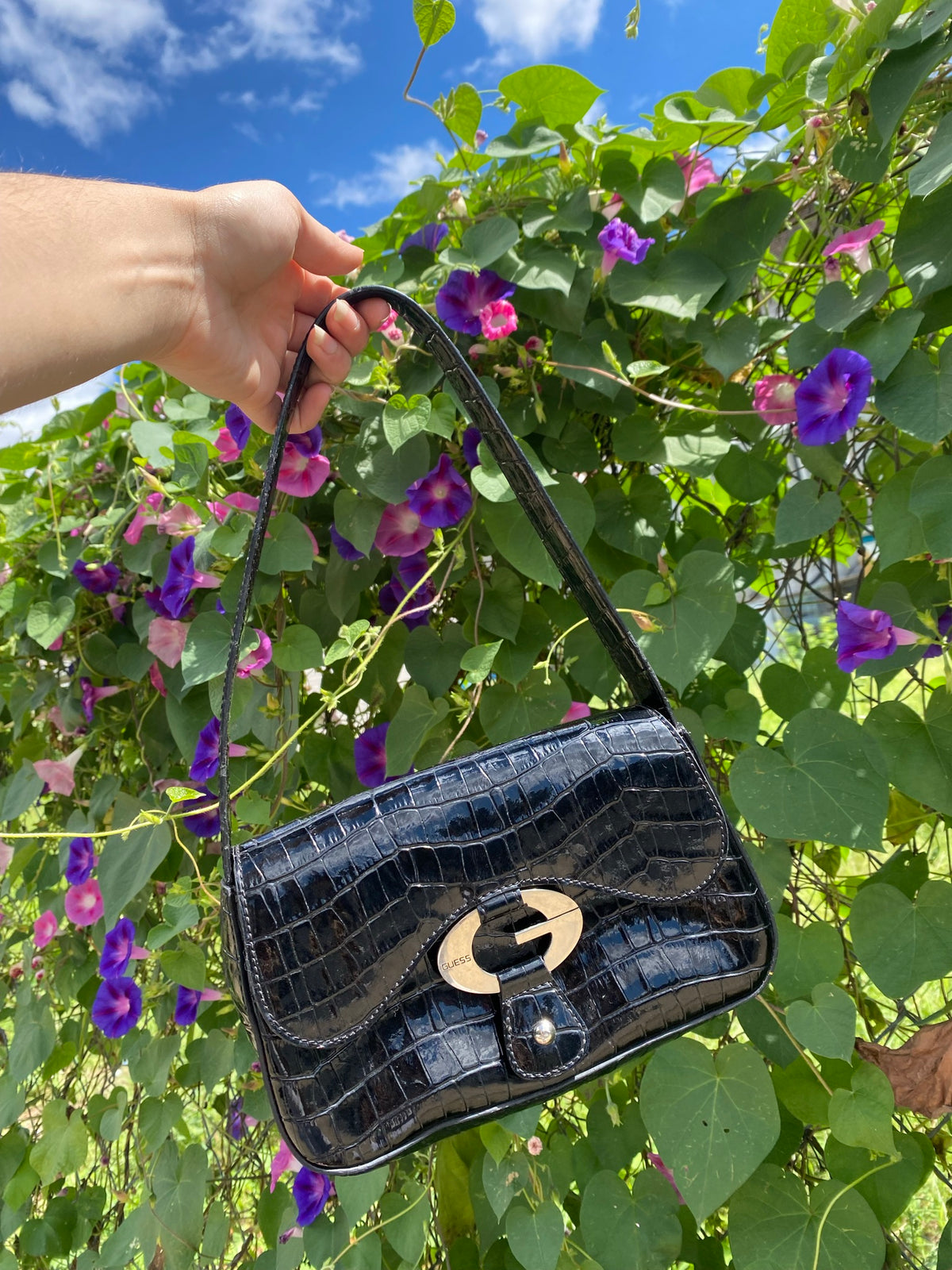 Vintage 2000s Guess Patent Leather Shoulder Bag - Elektra Vintage