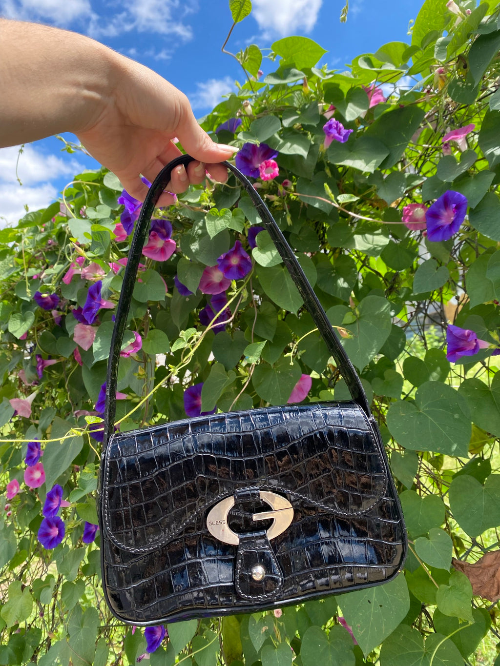 Vintage 2000s Guess Patent Leather Shoulder Bag - Elektra Vintage