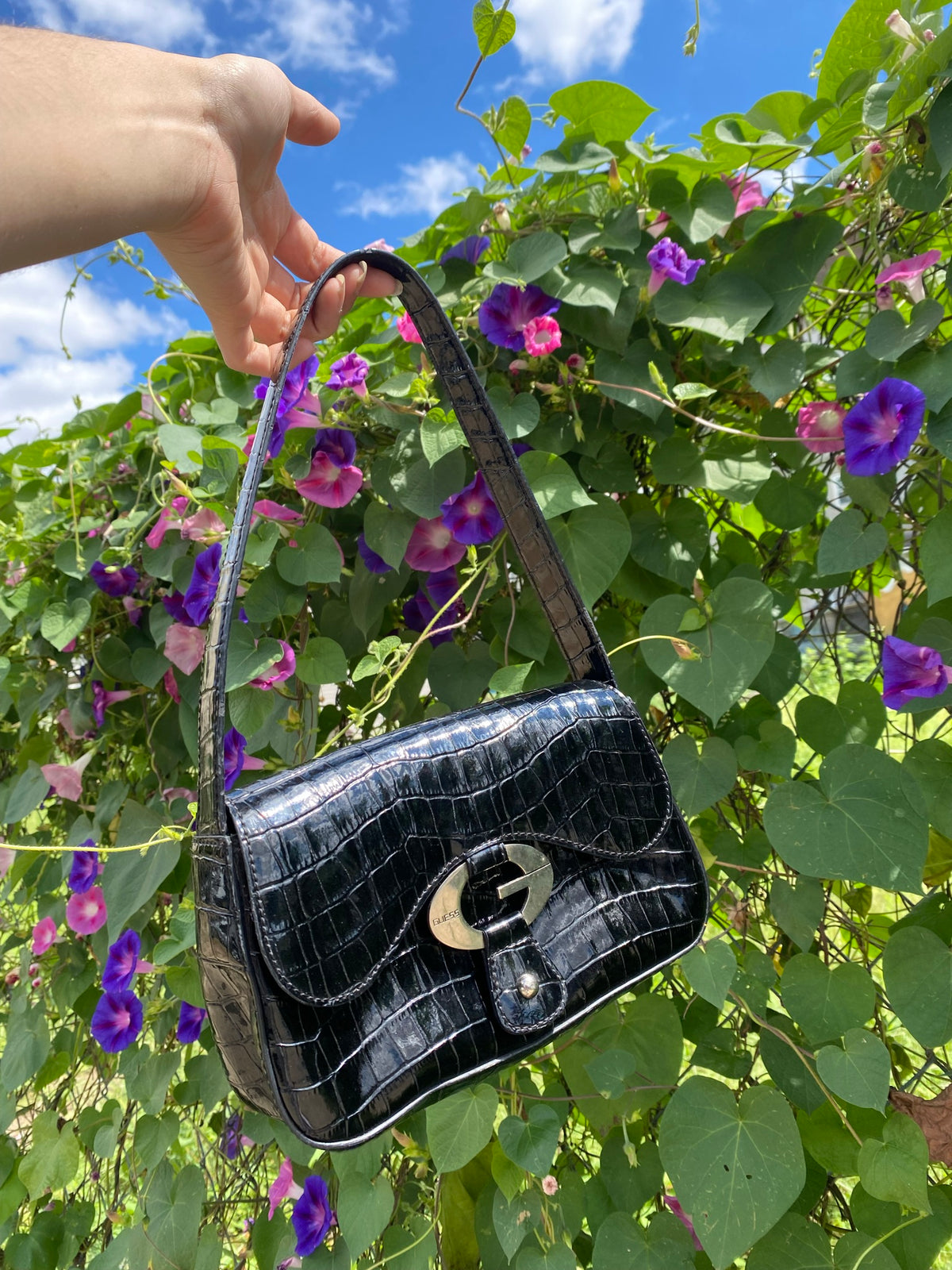 Vintage 2000s Guess Patent Leather Shoulder Bag - Elektra Vintage