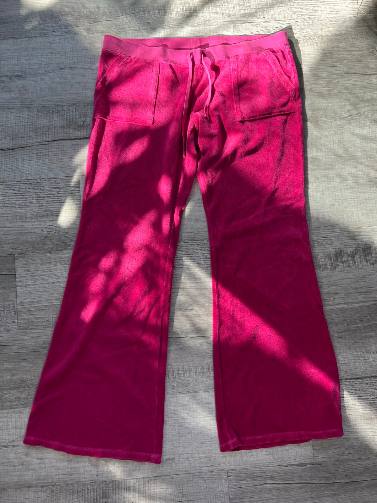 Y2K Vintage Juicy Couture Pink Velour Sweatpants