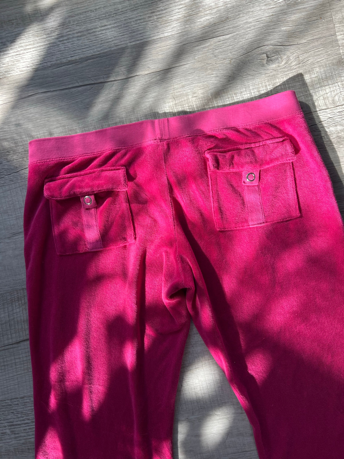 Y2K Vintage Juicy Couture Pink Velour Sweatpants - Elektra Vintage