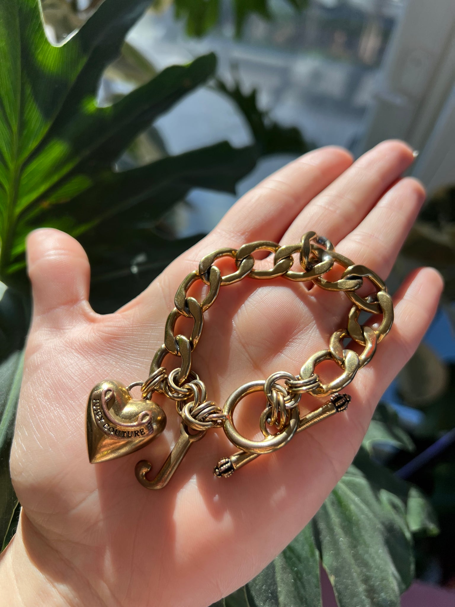 Y2K Vintage Juicy Couture Gold Chain Heart Charm Bracelet – Elektra Vintage