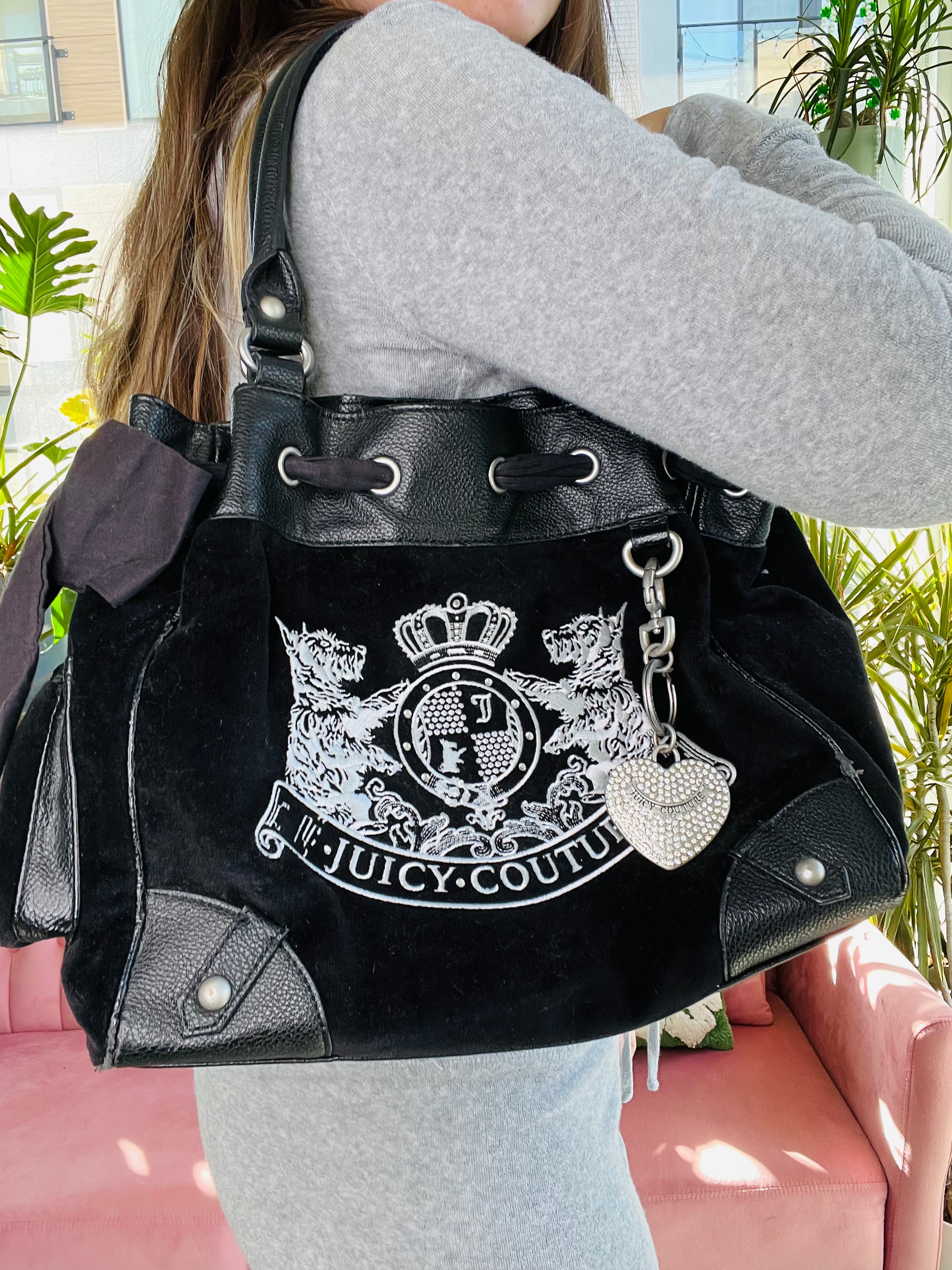 Y2K Vintage Juicy Couture Black Daydreamer Handbag - Elektra Vintage